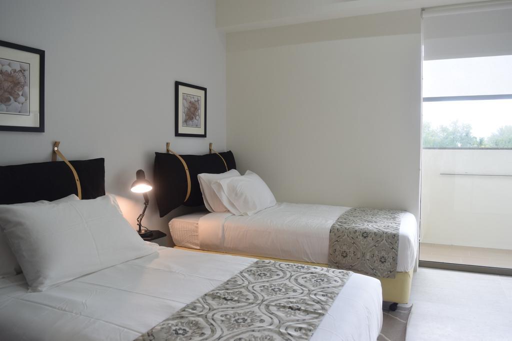 By The Sea Suites - Managed By Sdb Host Batu Ferringhi Exterior photo
