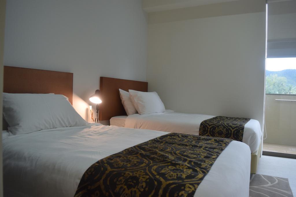 By The Sea Suites - Managed By Sdb Host Batu Ferringhi Exterior photo